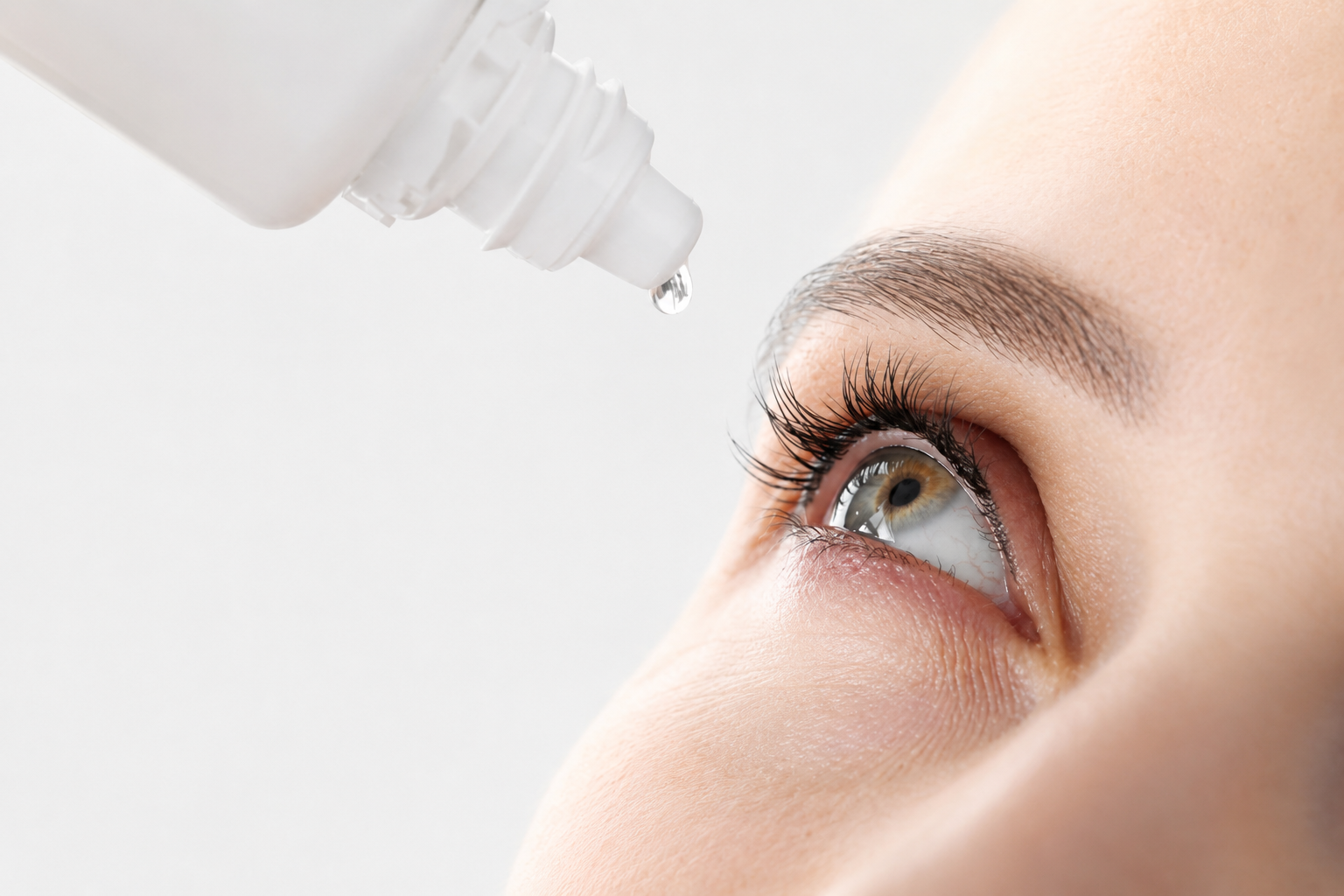 EyeContact Drops szempcsepp helyes használata